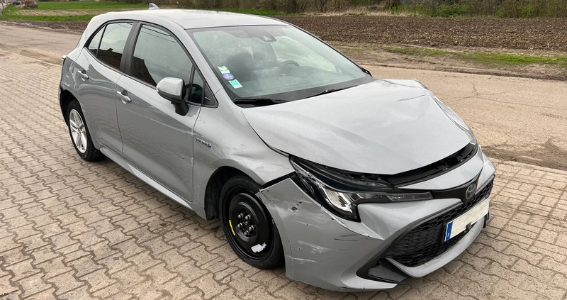 Toyota Corolla cena 37900 przebieg: 76000, rok produkcji 2020 z Chodzież małe 172